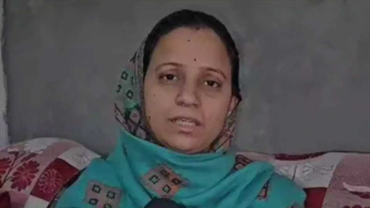 पत्रकार मुकेश की हत्या पर सीआरपीएफ जवान राकेश्वर सिंह की पत्नी ने कहा, वह हमारे लिए एक फरिश्ता जैसे थे